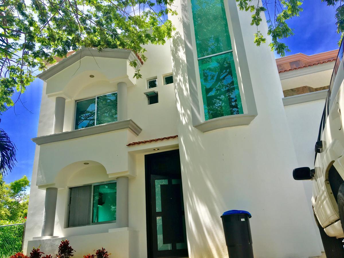 Esquina De La Felicidad De Playacar Bed and Breakfast Πλάγια Ντελ Κάρμεν Εξωτερικό φωτογραφία