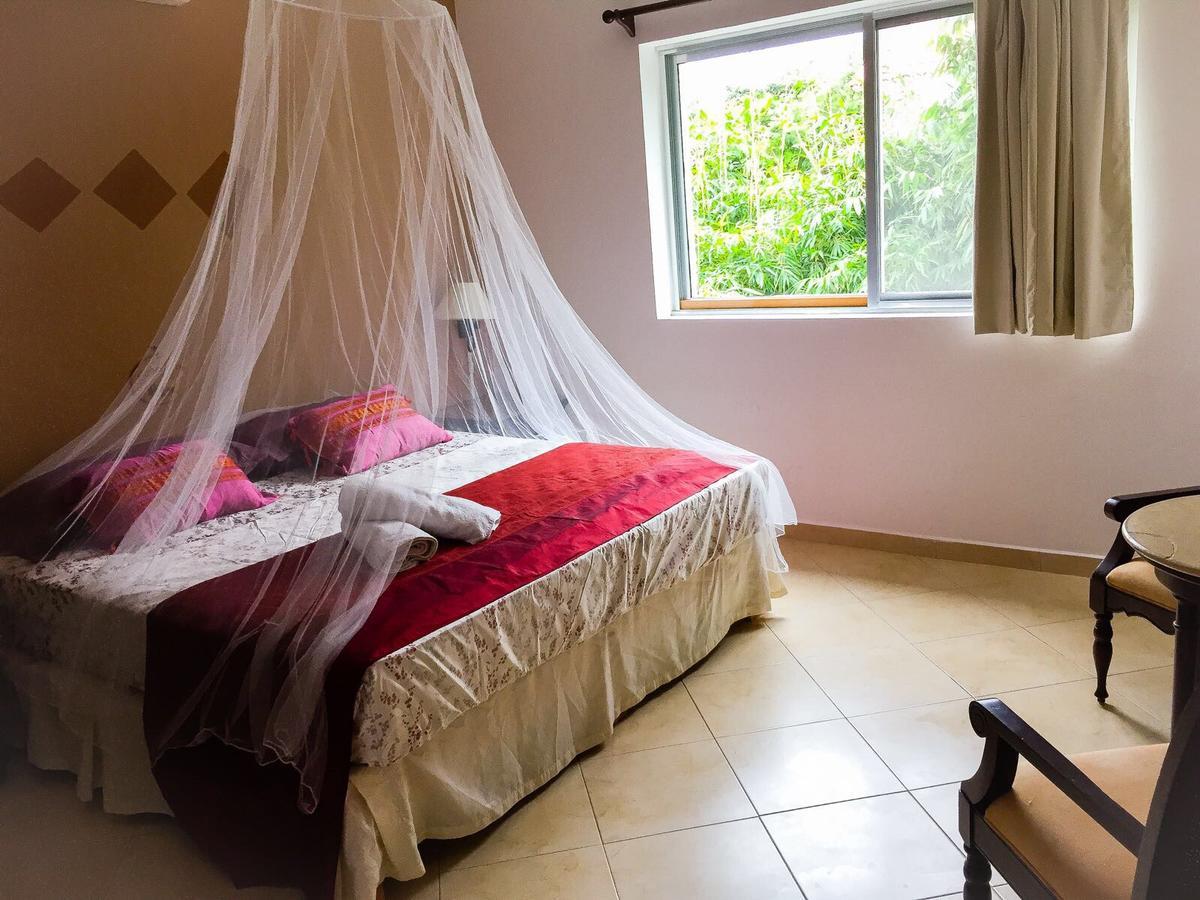 Esquina De La Felicidad De Playacar Bed and Breakfast Πλάγια Ντελ Κάρμεν Εξωτερικό φωτογραφία