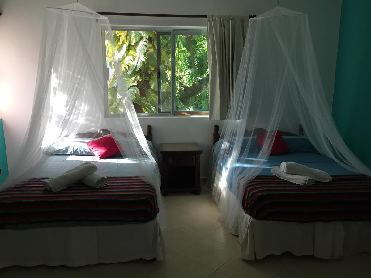 Esquina De La Felicidad De Playacar Bed and Breakfast Πλάγια Ντελ Κάρμεν Εξωτερικό φωτογραφία